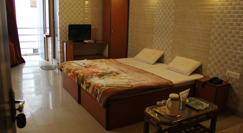 Hotel Raj Mahal